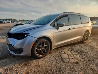 2019 Chrysler Pacifica 2C4RC1EG7KR590135 Lot 61173076