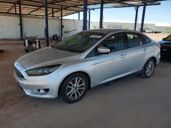 2016 Ford Focus 1FADP3F27GL268646