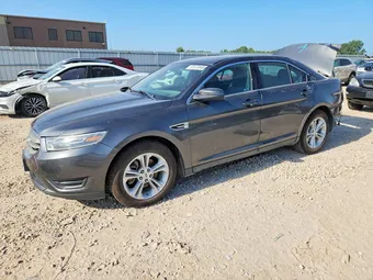 2015 Ford Taurus 1FAHP2E84FG143659