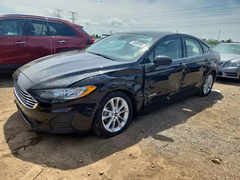 2019 Ford Fusion 3FA6P0LU1KR106552