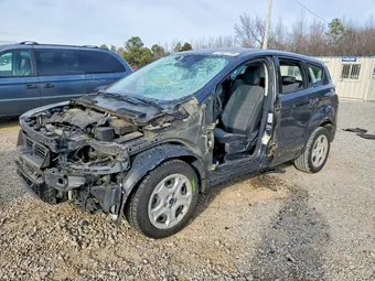2018 Ford Escape 1FMCU0F79JUB04255