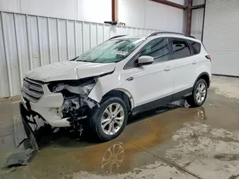 2018 Ford Escape 1FMCU9GD9JUD36847