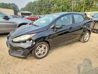 2018 Ford Fiesta 3FADP4BJ5JM139622