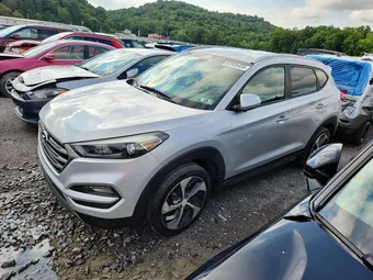 2016 Hyundai Tucson KM8J3CA20GU170581