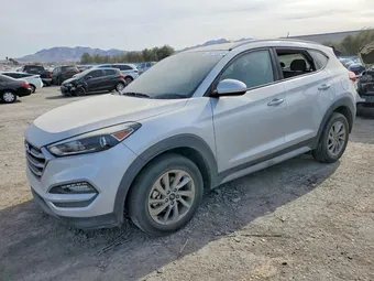 2017 Hyundai Tucson KM8J33A4XHU564902