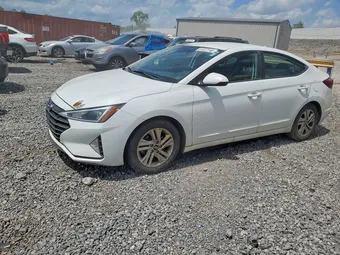 2019 Hyundai Elantra 5NPD84LF3KH450376