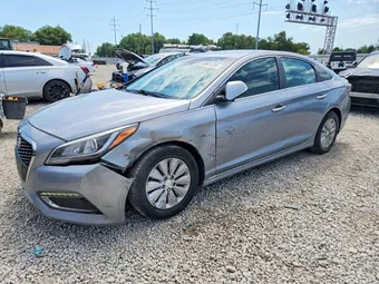 2016 Hyundai Sonata KMHE24L11GA030149