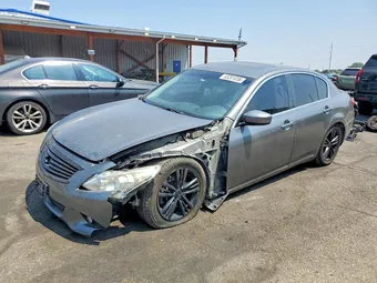 2015 Infiniti Q40 JN1CV6AR8FM520501