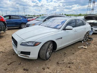 2016 Jaguar XF SAJBD4BV4GCY07564