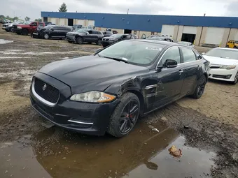2015 Jaguar XJ-Series SAJWJ2GD3F8V75295