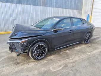 2025 Kia K4 3KPFW4DE2SE236102