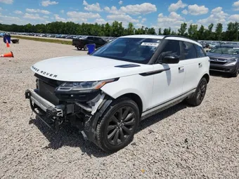 2018 Land Rover SALYL2RX0JA776686