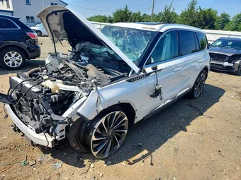 2020 Lincoln Aviator 5LM5J7XC9LGL15413
