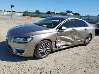 2019 Lincoln MKZ 3LN6L5KU5KR619321
