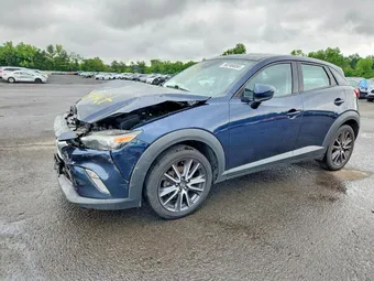 2018 Mazda CX-3 JM1DKFC7XJ0331256