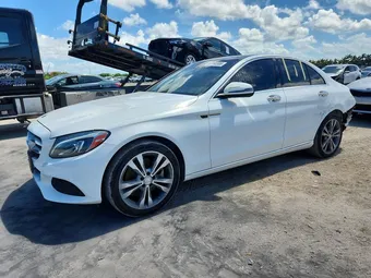 2016 Mercedes-Benz C-Class 55SWF4KBXGU141974