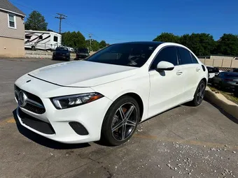 2019 Mercedes-Benz A-Class WDD3G4EB2KW034599