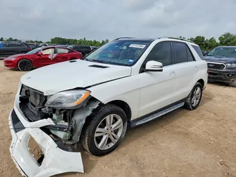 2015 Mercedes-Benz M-Class 4JGDA0EBXFA585712