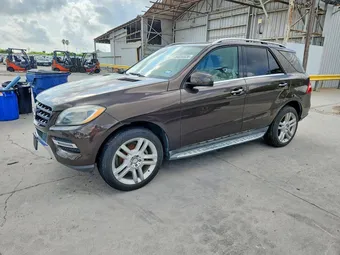 2015 Mercedes-Benz M-Class 4JGDA0EB7FA535303