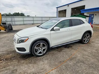 2015 Mercedes-Benz GLA-Class WDCTG4GB8FJ031033