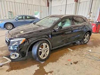 2018 Mercedes-Benz GLA-Class WDCTG4GB2JJ463321