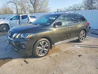 2017 Nissan Pathfinder 5N1DR2MN9HC686652