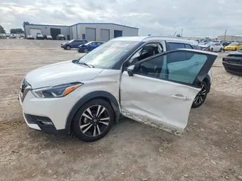 2019 Nissan Kicks 3N1CP5CU1KL537361