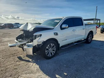 2017 Nissan Titan 1N6AA1E69HN571874