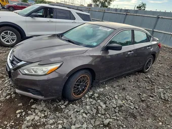 2017 Nissan Altima 1N4AL3APXHN316700