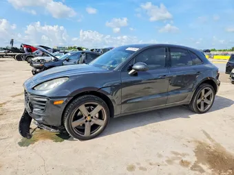 2017 Porsche Macan WP1AB2A57HLB14493