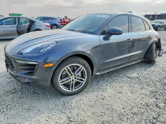 2017 Porsche Macan WP1AB2A54HLB13740