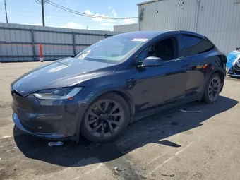 2024 Tesla Model X 7SAXCBE51RF454183