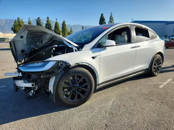 2022 Tesla Model X 7SAXCAE56NF362491