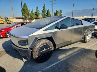 2024 Tesla Cybertruck 7G2CEHED8RA024161