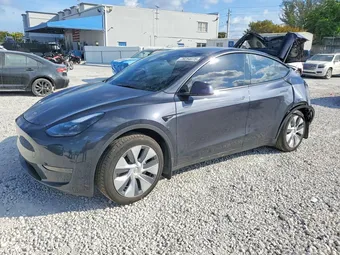 2024 Tesla Model Y 7SAYGDED4RF092443 Lot 78254075