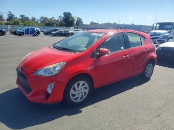 2015 Toyota Prius C JTDKDTB33F1104443