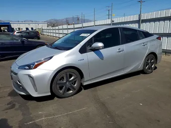 2022 Toyota Prius JTDKAMFUXN3167625