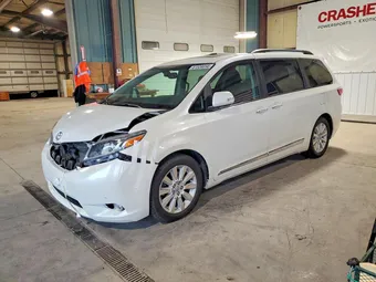 2015 Toyota Sienna 5TDYK3DC1FS587463
