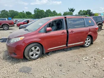 2016 Toyota Sienna 5TDKK3DCXGS727324