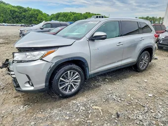 2019 Toyota Highlander 5TDJGRFH5KS052872