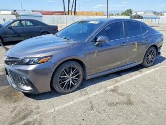 2022 Toyota Camry 4T1G11AK5NU656112