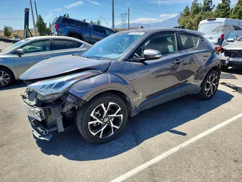 2021 Toyota C-HR JTNKHMBX6M1101509