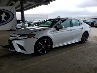 2018 Toyota Camry 4T1B61HK6JU042682 Lot 52971516