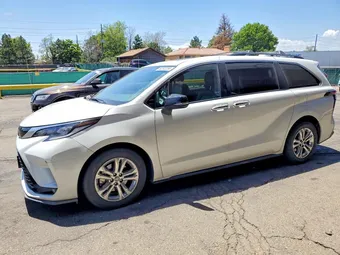 2023 Toyota Sienna 5TDCSKFC8PS078845