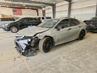 2021 Toyota Camry 4T1G11BK2MU040865 Lot 73340385