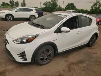 2018 Toyota Prius C JTDKDTB31J1612919