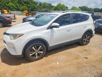 2017 Toyota RAV4 JTMWFREV3HD104455 Lot 60612536