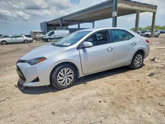 2017 Toyota Corolla 2T1BURHE5HC818102 Lot 61680926