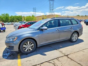 2016 Volkswagen Golf SportWagen 3VWC17AU7GM505364