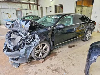 2015 Volkswagen Passat 1VWBT7A34FC045173